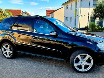 Gebraucht Mercedes ML420 306 PS (225 kW) 2009 Schwarz SUV