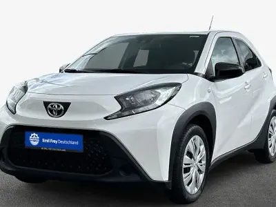 Gebraucht Toyota Aygo X Business Edition 72 PS (52 kW) 2025 Weiß SUV