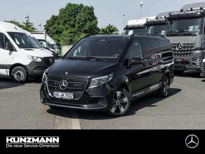 Obsidianschwarz metallic Gebraucht 2025 Mercedes V300 Style Van / Kleinbus | 70.970 € (Guter Preis)