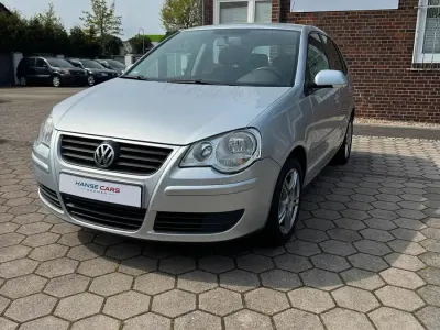 Gebraucht VW Polo 64 PS (47 kW) 2007 Silber Kleinwagen