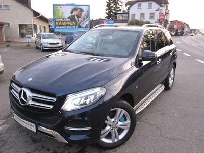 Second-hand Mercedes GLE500 442 CP (325 kW) 2016 Albastru SUV