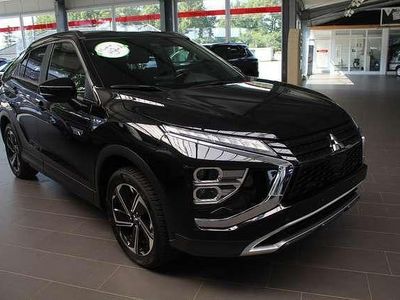 Schwarz metallic Gebraucht 2022 Mitsubishi Eclipse Cross Plus SUV | 22.610 € (Fairer Preis)