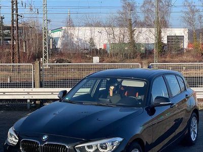 Schwarz Gebraucht 2016 BMW 120 Kleinwagen | 11.900 € (Etwas zu teuer)