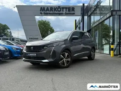 Gebraucht Peugeot 5008 Allure 131 PS (96 kW) 2023 Grau SUV