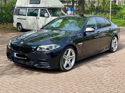 BMW M550