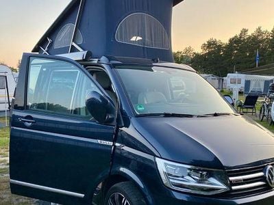 Usata VW California California 204 CV (150 kW) 2018 Blu Furgone
