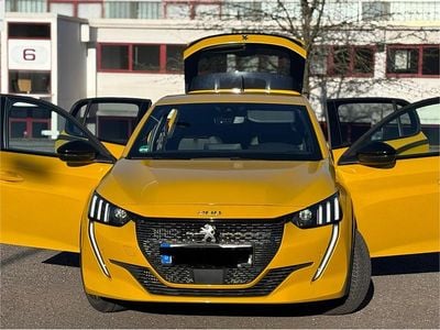 Gelb Gebraucht 2020 Peugeot 208 GT-line Kleinwagen | 15.000 € (Teuer)