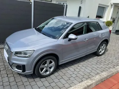 Używany Audi Q2 Sport 116 KM (85 kW) 2019 Srebrny SUV