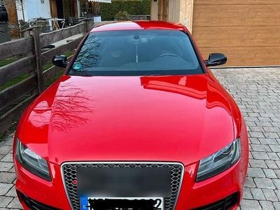 Rot Gebraucht 2010 Audi RS5 Coupé | 27.900 € (Fairer Preis)