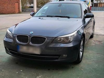 BMW 525