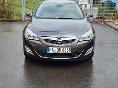gebraucht Opel Astra 1.4 Turbo Design Edition 103kW Design ...