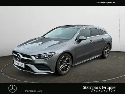Gebraucht Mercedes CLA200 Shooting Brake AMG 163 PS (119 kW) 2022 Grau Kombi