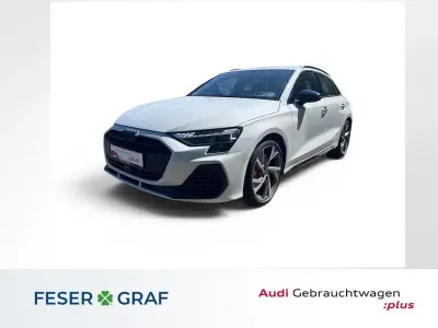 Gebraucht Audi S3 Ambiente 333 PS (244 kW) 2025 Gletscherweiß Limousine