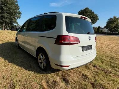 Gebraucht VW Sharan 150 PS (110 kW) 2019 Weiß Van / Kleinbus