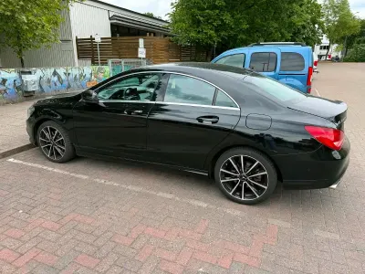 Gebraucht Mercedes CLA250 211 PS (155 kW) 2014 Schwarz Coupé