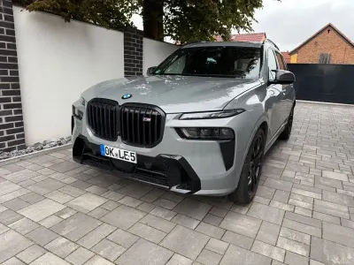 Gebraucht BMW X7 M Sport 530 PS (389 kW) 2024 Grau SUV