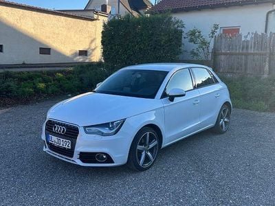 Brugt Audi A1 Sportback Attraction 122 HK (89 kW) 2014 Hvid Hatchback