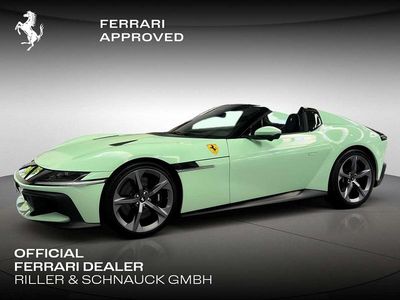 Usata Ferrari 12 Cilindri 825 CV (606 kW) 2025 Verde Cabrio