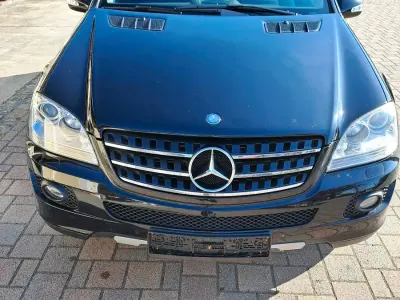 Brugt Mercedes ML320 224 HK (164 kW) 2007 Sort SUV