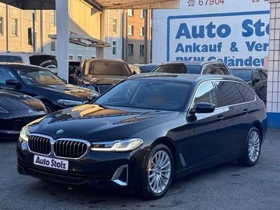 Schwarz Gebraucht 2020 BMW 520 Luxury Line Kombi | 31.900 € (Etwas zu teuer)