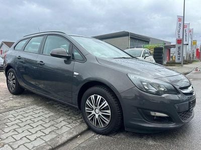 Gebraucht Opel Astra Energy 110 PS (80 kW) 2014 Grau Kombi