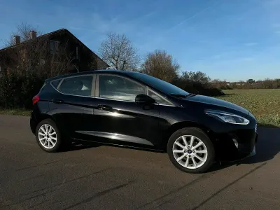 Gebraucht Ford Fiesta 2018 Schwarz Kleinwagen