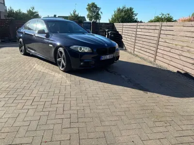 Gebraucht BMW 528 245 PS (180 kW) 2013 Blau Limousine