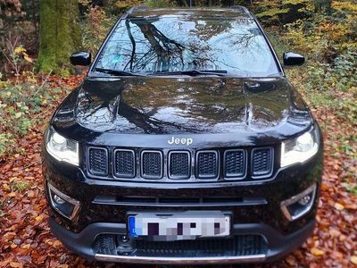 Gebraucht Jeep Compass Limited 140 PS (102 kW) 2019 Schwarz SUV
