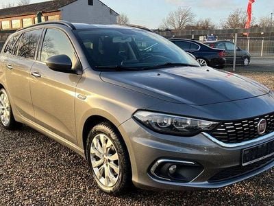 Gebraucht Fiat Tipo Lounge 120 PS (88 kW) 2019 Grau Kombi