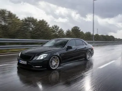 Gebraucht Mercedes E500 Avantgarde 408 PS (300 kW) 2012 Schwarz Limousine