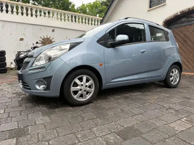 Używany Chevrolet Spark LS 82 KM (60 kW) 2011 Niebieski Hatchback