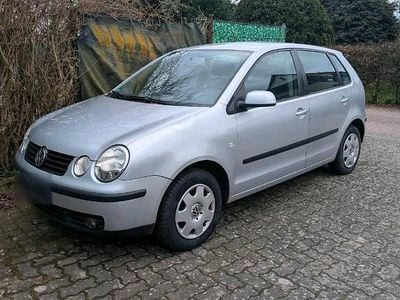 Gebraucht VW Polo 75 PS (55 kW) 2004 Silber Kleinwagen