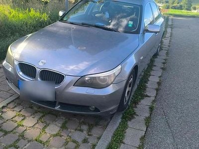 BMW 523