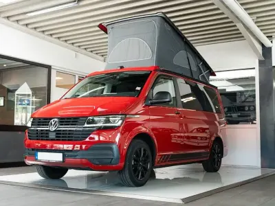 Gebraucht VW California Beach 150 PS (110 kW) 2022 Kirschrot Van