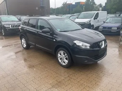 Gebraucht Nissan Qashqai +2 Visia 141 PS (103 kW) 2011 Schwarz SUV