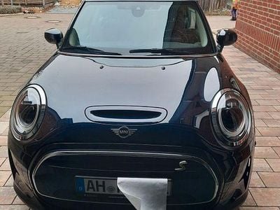 Gebraucht Mini Cooper SE Classic 135 kW (184 PS) 2022 Schwarz Kleinwagen