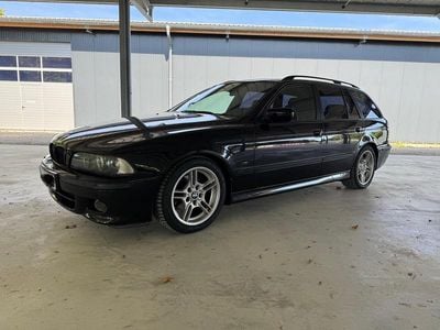 BMW 525