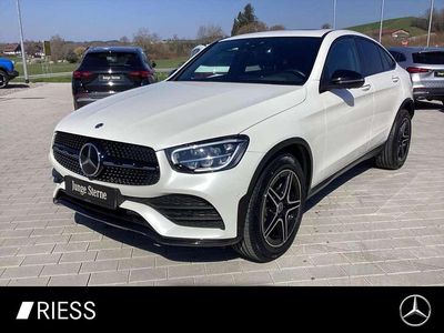 Gebraucht Mercedes GLC220 AMG 194 PS (142 kW) 2022 Manufaktur diamantweiß bright Coupé