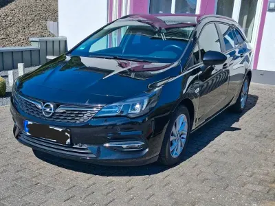 Gebraucht Opel Astra Edition 122 PS (89 kW) 2020 Schwarz Limousine