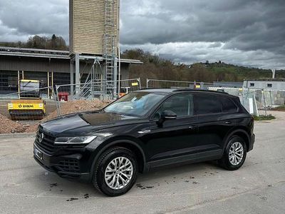 Gebraucht VW Touareg 231 PS (169 kW) 2019 Schwarz SUV