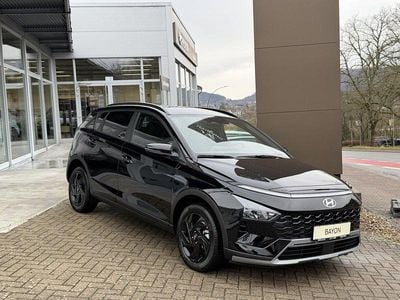 Neu Hyundai Bayon Blackline 90 PS (66 kW) 2025 Phantom black SUV