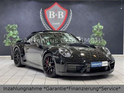 Porsche 911 Carrera 4 GTS