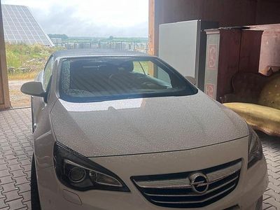 Gebraucht Opel Cascada 170 PS (125 kW) 2015 Weiß Cabrio