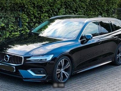 Gebraucht Volvo V60 Inscription 326 PS (239 kW) 2018 Schwarz Kombi