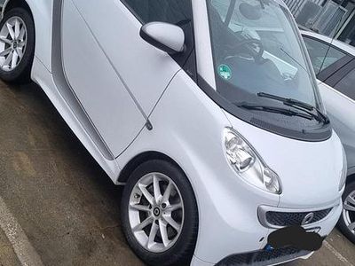 Gebraucht Smart ForTwo Cabrio 71 PS (52 kW) 2012 Weiß Cabrio
