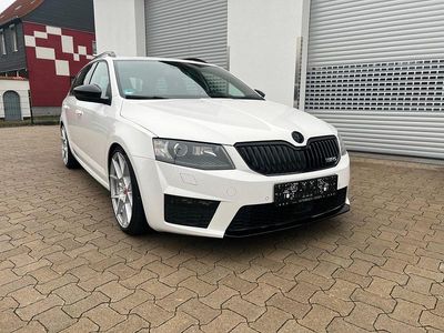 Gebraucht Skoda Octavia RS 184 PS (135 kW) 2014 Weiß Kleinwagen