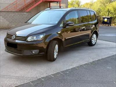 Gebraucht VW Touran Highline 140 PS (102 kW) 2011 Schwarz Van / Kleinbus