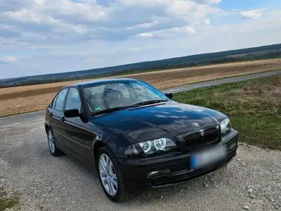 Gebraucht BMW 318 118 PS (86 kW) 1999 Schwarz Limousine