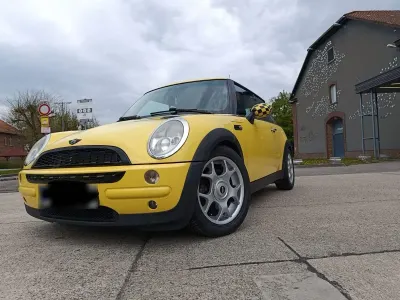 Gebraucht Mini ONE 90 PS (66 kW) 2002 Gelb Kleinwagen