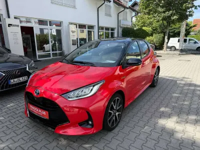 Gebraucht Toyota Yaris Hybrid Edition 116 PS (85 kW) 2020 Rot Kleinwagen